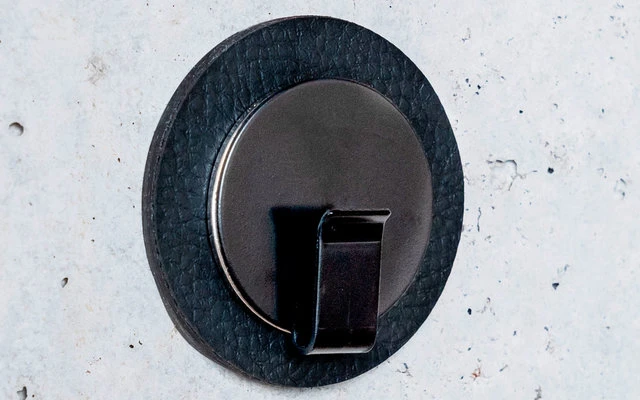 Silwy® Clever Magnet-Haken Inkl. Metall Nano Gel Pad Weiß / Schwarz 1 Silwy® Clever Magnet-Haken Inkl. Metall Nano Gel Pad Weiß / Schwarz
