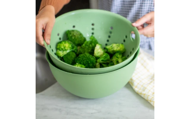 Koziol Sieb Palsby Abtropfsieb Nature Leaf Green 5 Koziol Sieb Palsby Abtropfsieb Nature Leaf Green – Bild 5